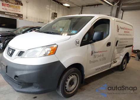 2017 Nissan Nv200 S z USA, uszkodzony, nr VIN 3N6CM0KN0HK711483